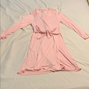 Jessica Simpson Maternity Nursing Robe